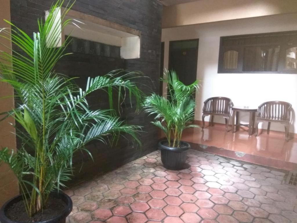 Graha Hotel Sragen Extérieur photo